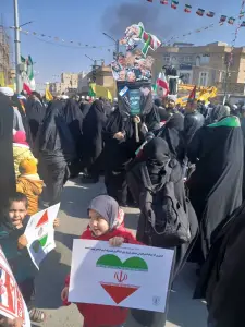 پویش عکاسی شوق حضور در راهپیمایی 22 بهمن