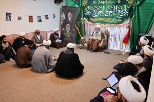 حجت الاسلام والمسلمین مویدی: دوری از غرور و خودپسندی، سرّ موفقیت امام خمینی و رهبر شهید انقلاب(ره)