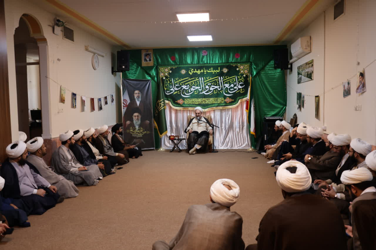 جلسه تحلیل سیاسی حجت الاسلام والمسلمین آقایی برگزار شد