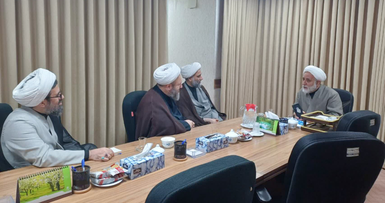 باید از ظرفیت دانش آموختگان و اساتید قم در شبکه امامت استفاده کرد