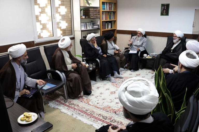 جلسه هیئت امنای مرکز تخصصی شهدای محراب برگزار شد