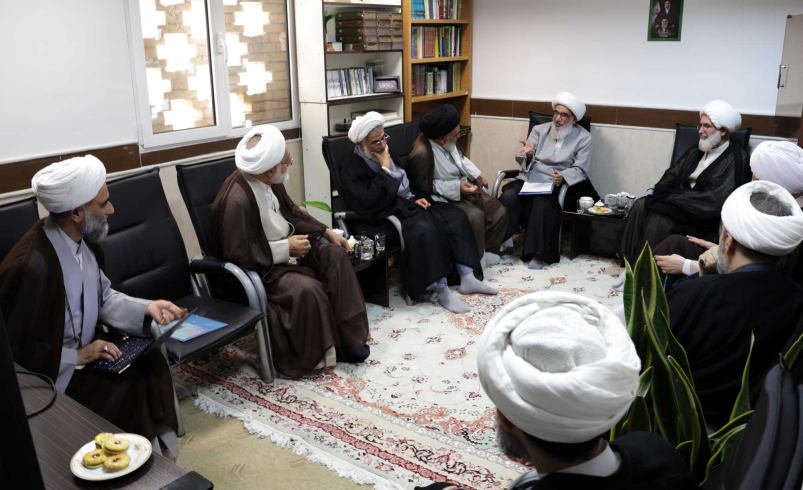 جلسه هیئت امنای مرکز تخصصی شهدای محراب