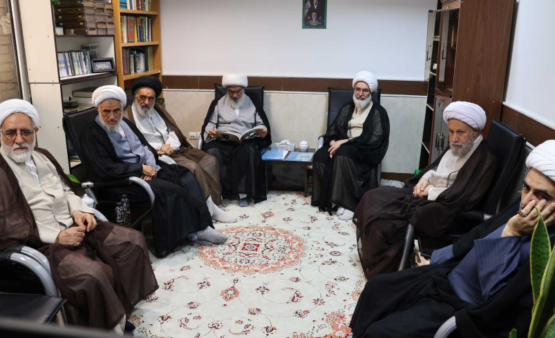 جلسه هیئت امنای مرکز تخصصی شهدای محراب