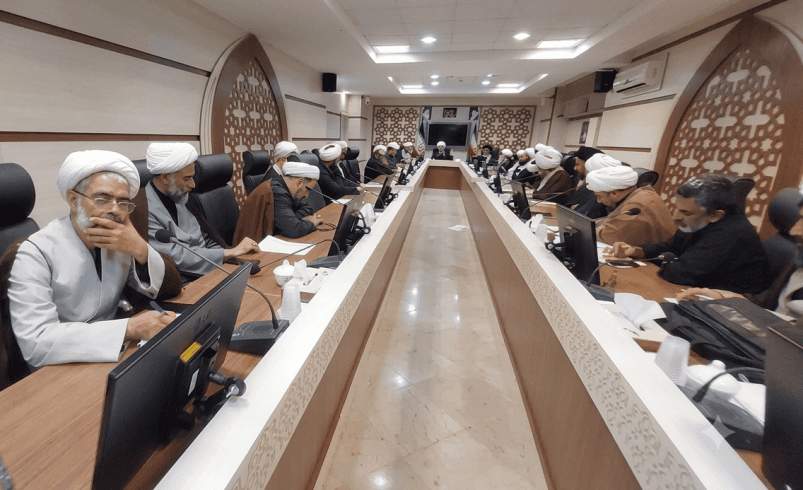 جلسه مدیران مراکز تخصصی قم با معاون آموزش حوزه