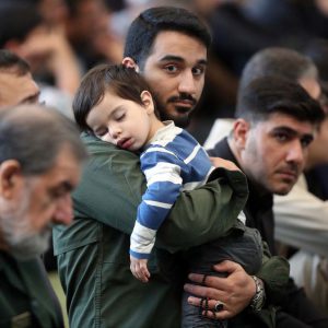 نمود تربیت غیر کلامی در ساختار عبادی-سیاسی نماز جمعه