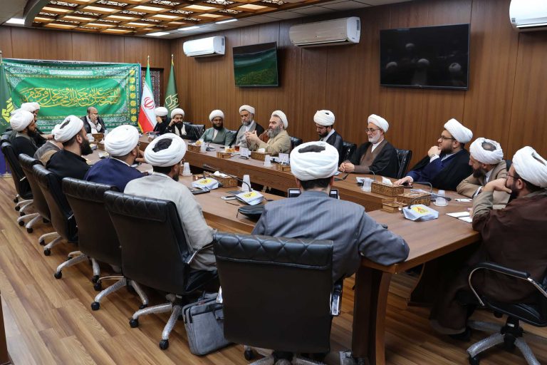 نشست علمی «عقلانیت انقلابی در خطبه های نماز جمعه؛ مرز شجاعت، حکمت و مصلحت» برگزار شد